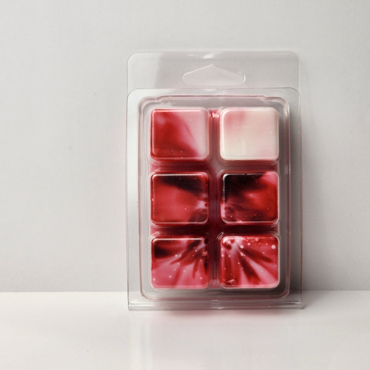 Candy Cane - Wax Melt by Pnk Clover | Experience the Festive Aroma of Candy Cane - Wax Melt