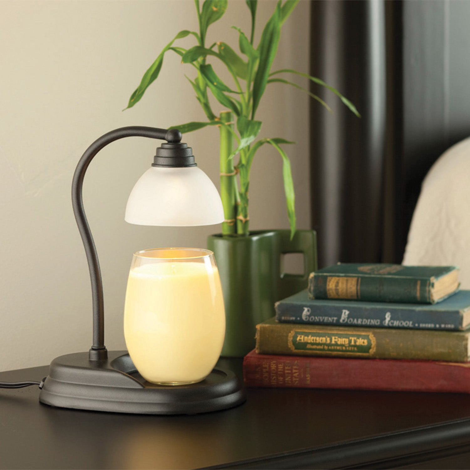 Aurora Candle Warmer Lamp - Black - Warmer by Candle Warmers Etc. | Aurora Candle Warmer Lamp - Black